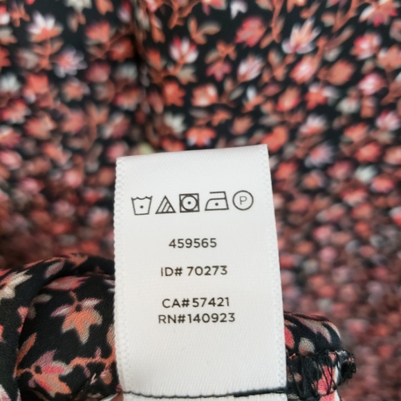 LOFT Hidden Button Down Floral Long Sleeve Blouse - Picture 8 of 8